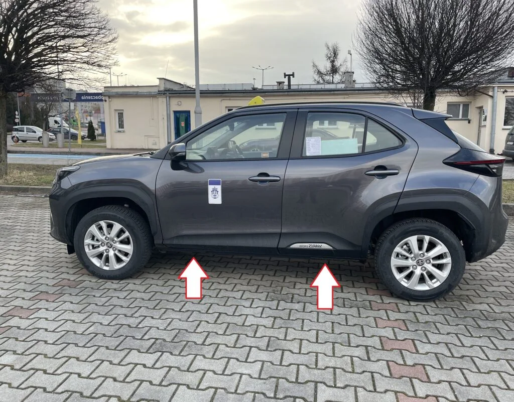 Instrukcja wymiany koła w samochodach Toyota